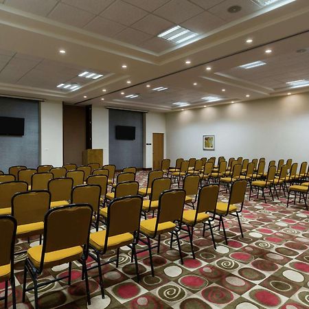 Hilton Garden Inn Querétaro Eksteriør billede