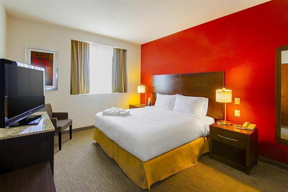 Hilton Garden Inn Querétaro Værelse billede