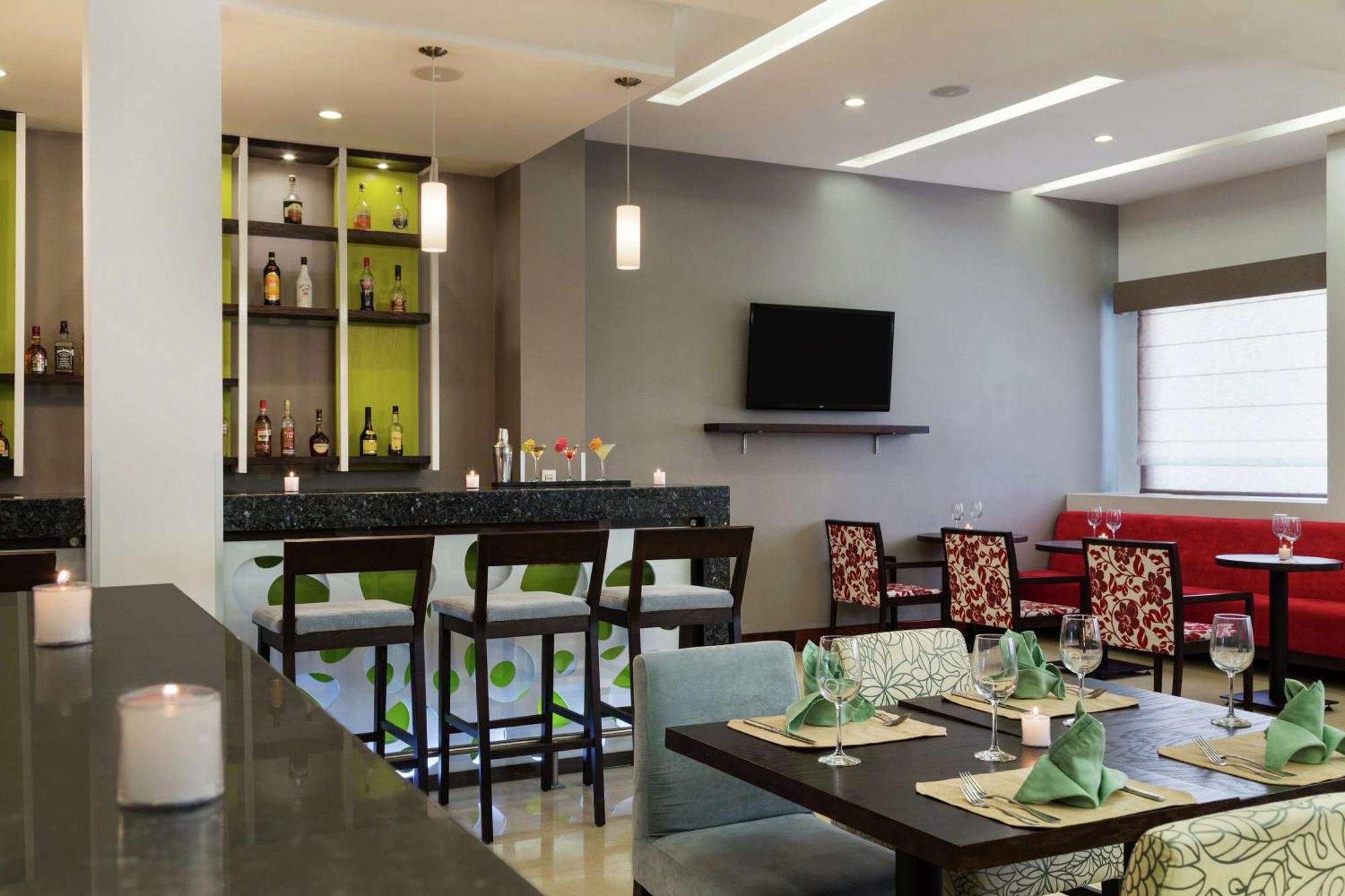 Hilton Garden Inn Querétaro Eksteriør billede